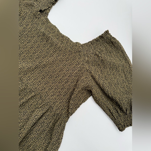 Women’s Ann Taylor LOFT Green and Black floral feminine shirt Sz Small - Picture 7 of 10